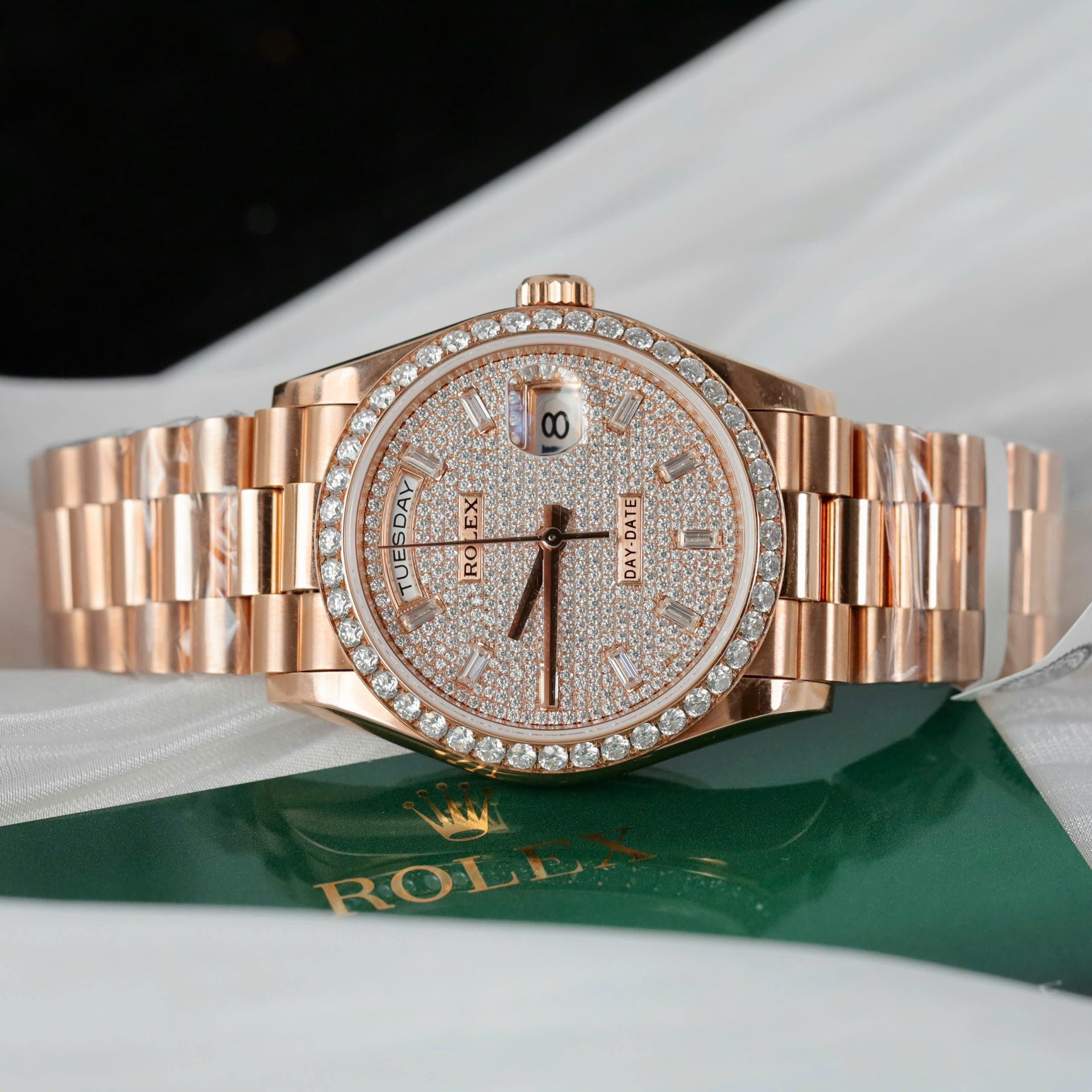 Rolex Day-Date Copies Watches 18K Rose Gold Wrapped + Moissanite Diamonds GM Factory 36mm