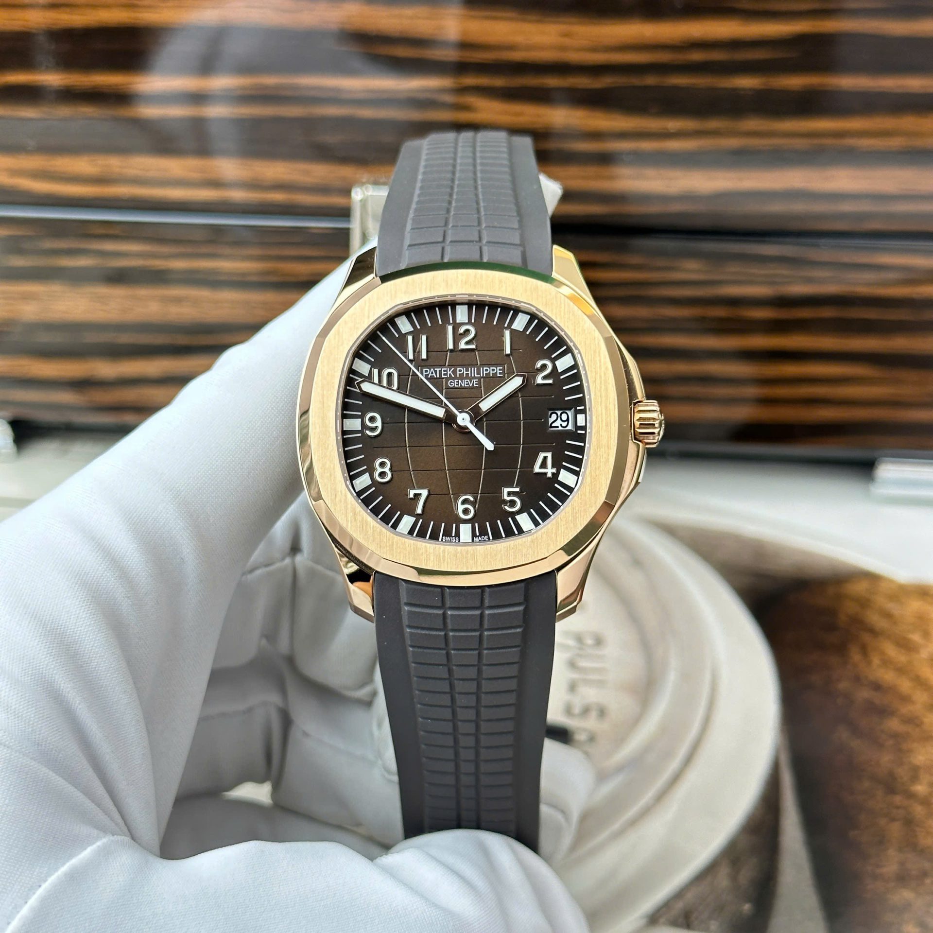 Patek Philippe Aquanaut 5167R Best Replica Watch Custom Like Auth 40mm