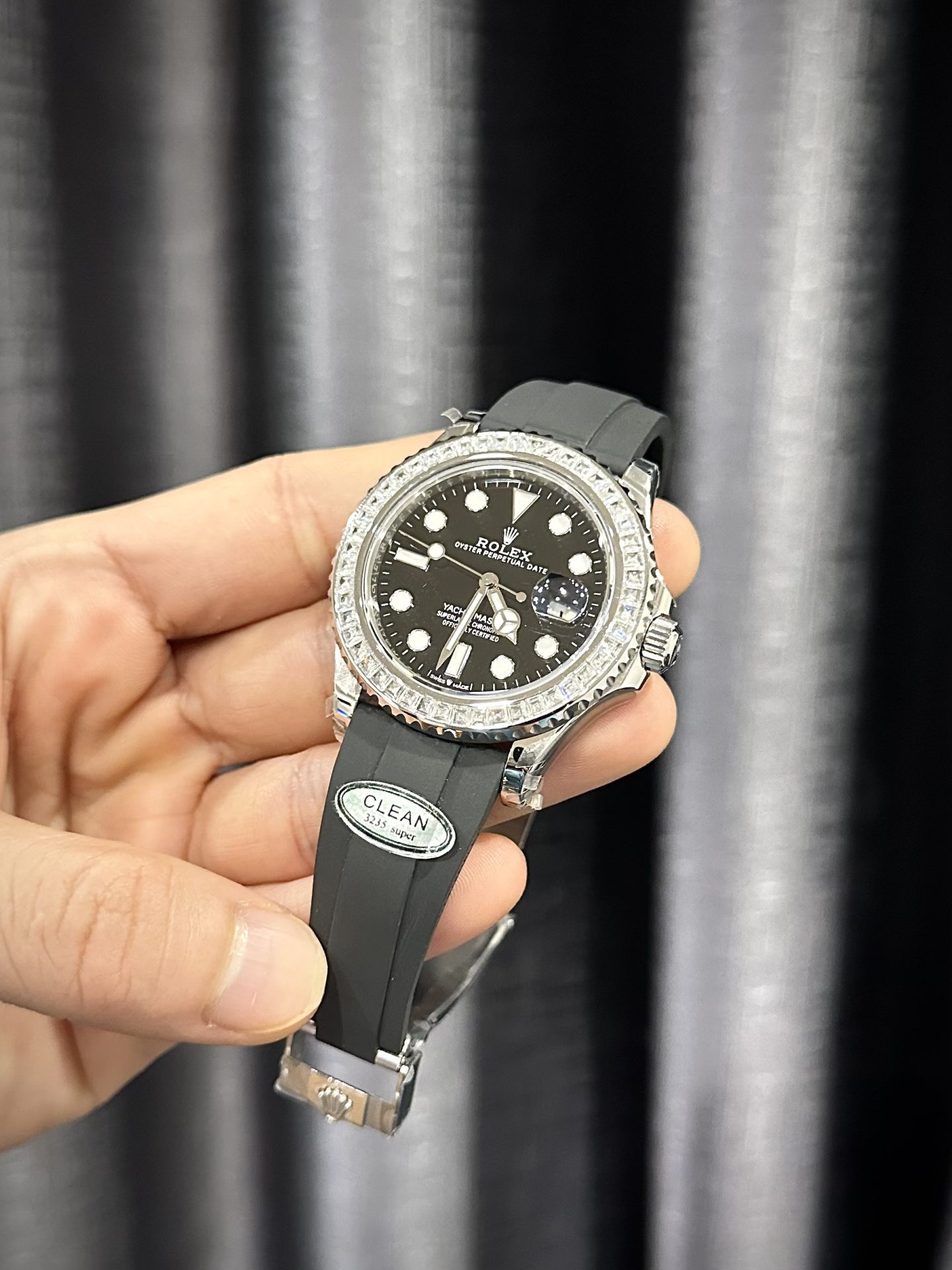 Rolex Replica Watch Yacht-Master Custom Moissanite Diamonds Clean Factory 40mm