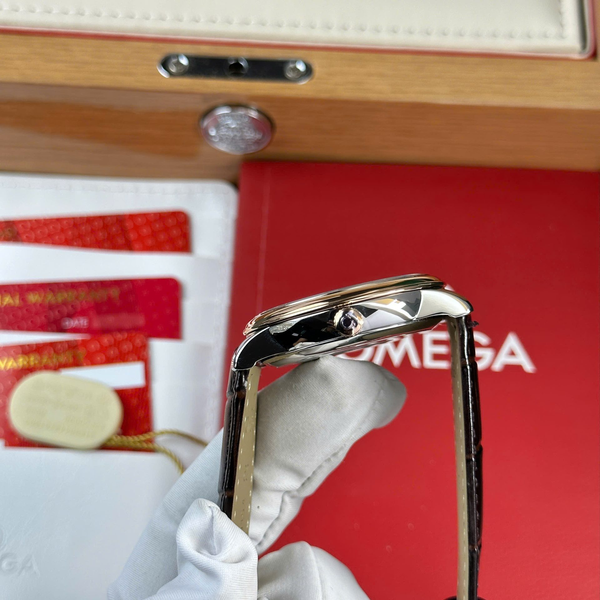 Omega De Ville Prestige Power Reserve Replica 11 Watch Dial Chocolate Leather Strap 39.5mm