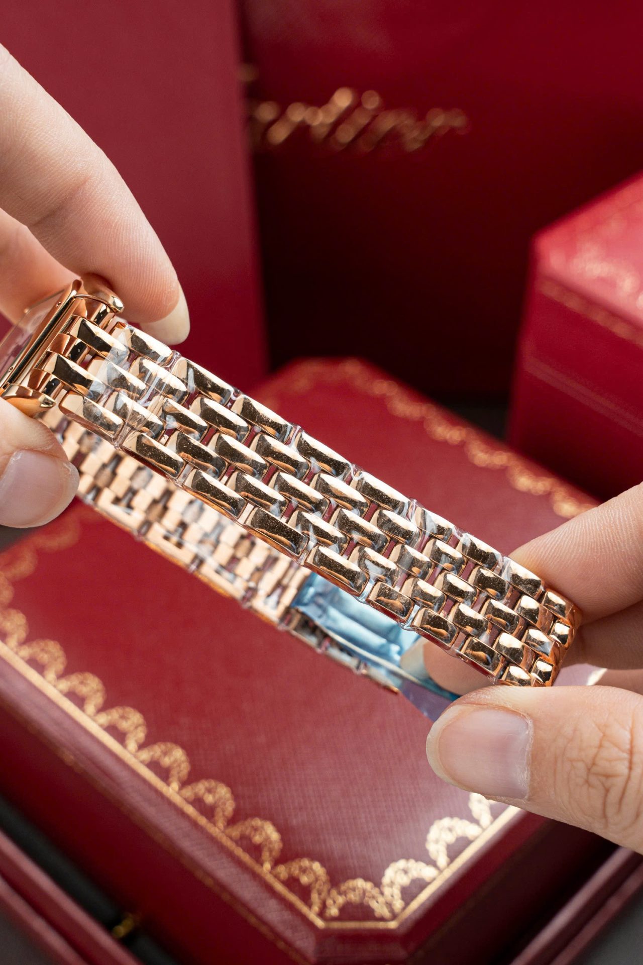 Cartier Panthere W2PN0007 White Dial Fake Watch Rose Gold 27x37mm