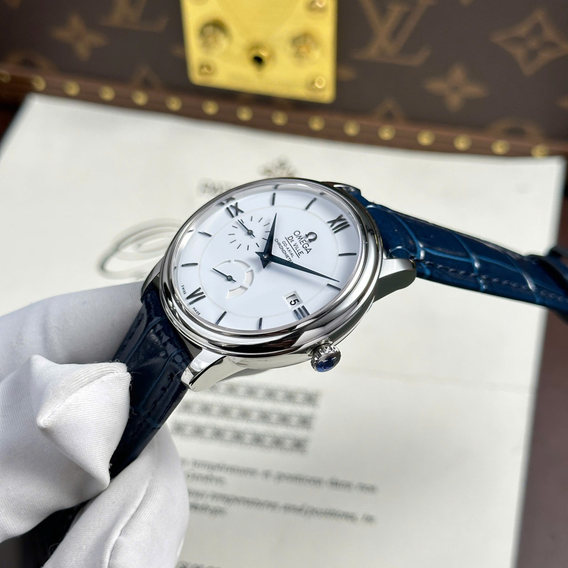 Omega Replica Watch De Ville Prestige Power Reserve White Dial 39.5mm