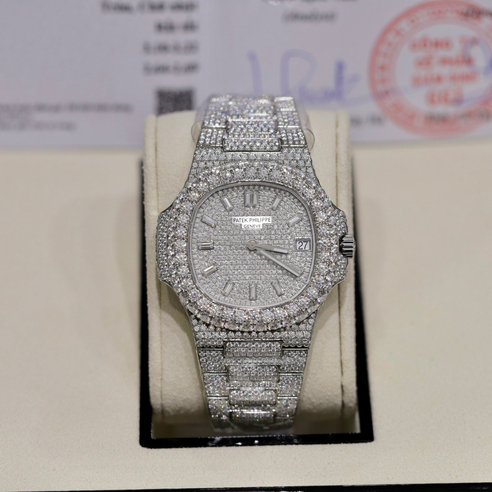 Patek Philippe Best Replica Watch Nautilus 5719 Custom Full Moissanite Diamonds 40mm