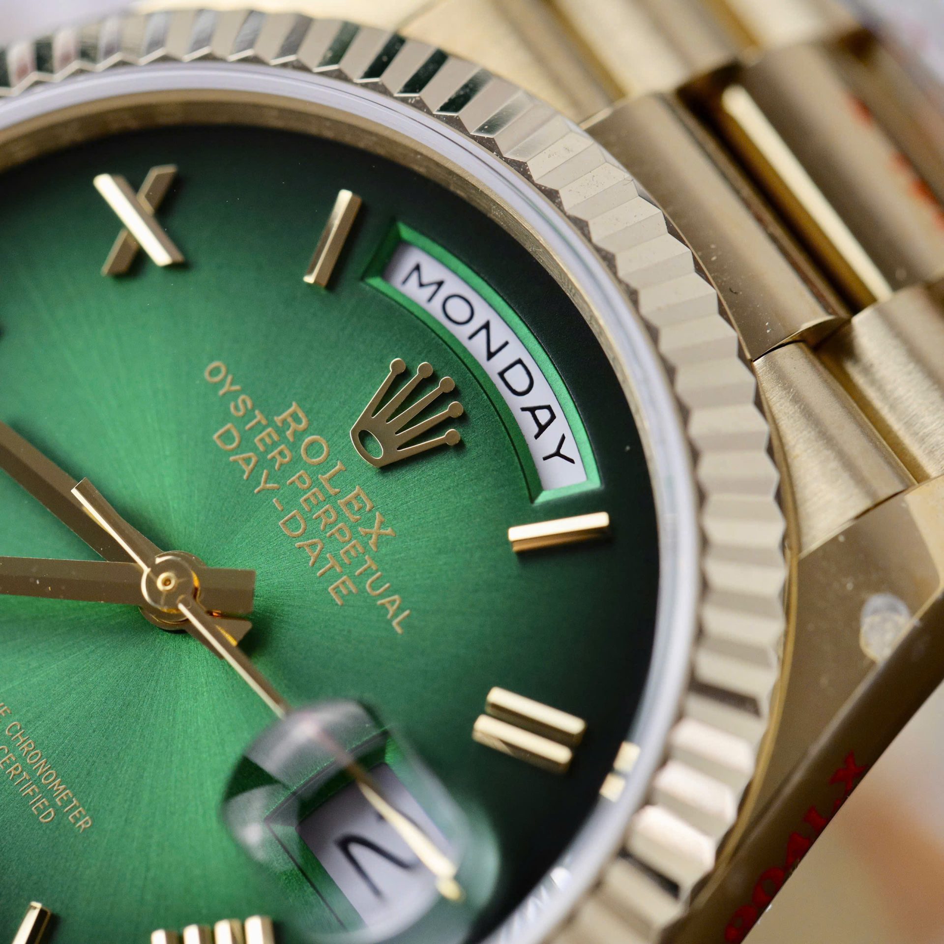 Rolex Day-Date 128238 Replica Watch Green Ombre Dial Weight 158gram QF 36mm
