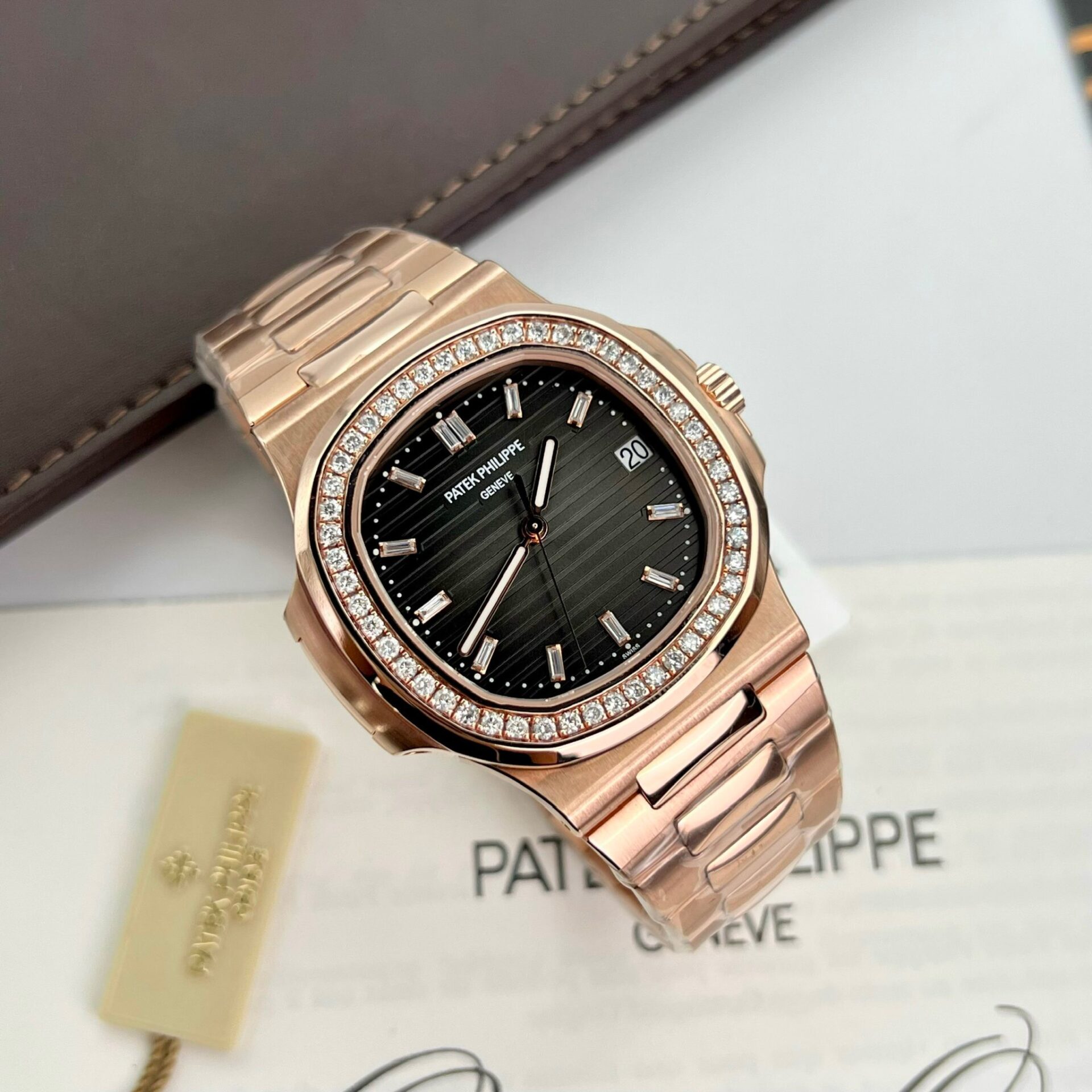 Patek Philippe 5711 Natural Diamond Replica Watch 18K Gold Wrapped 40mm