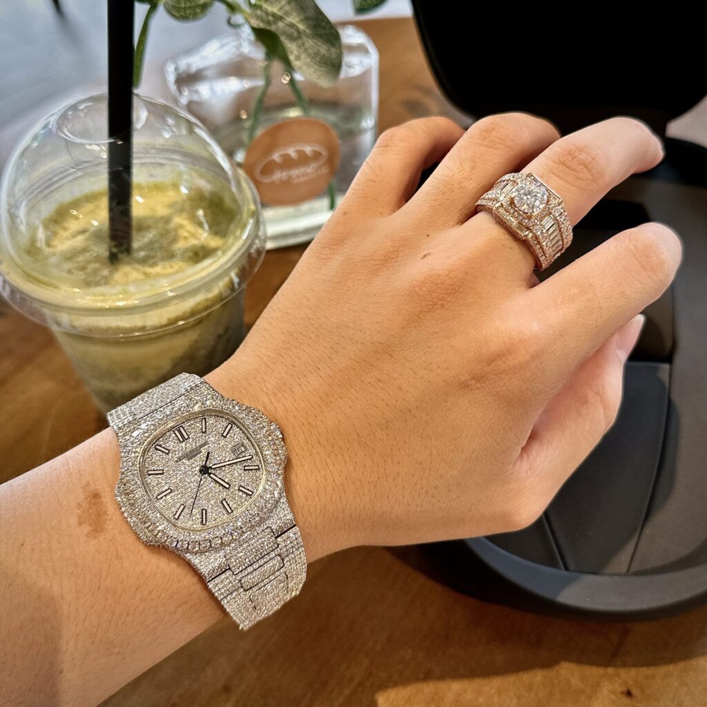 Patek Philippe Best Fake Watches Nautilus 5719 Full CZ 40mm