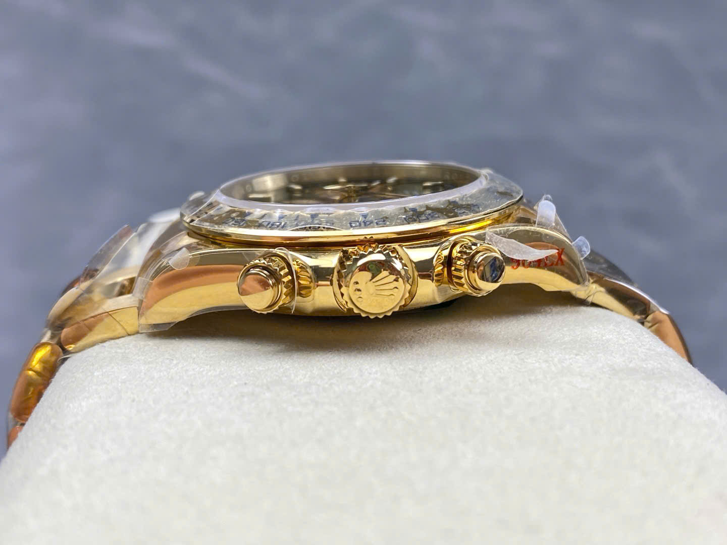 Rolex Cosmograph Daytona Yellow Gold 126508 Loki Replica Watch Weight 180 Grams QF 40mm