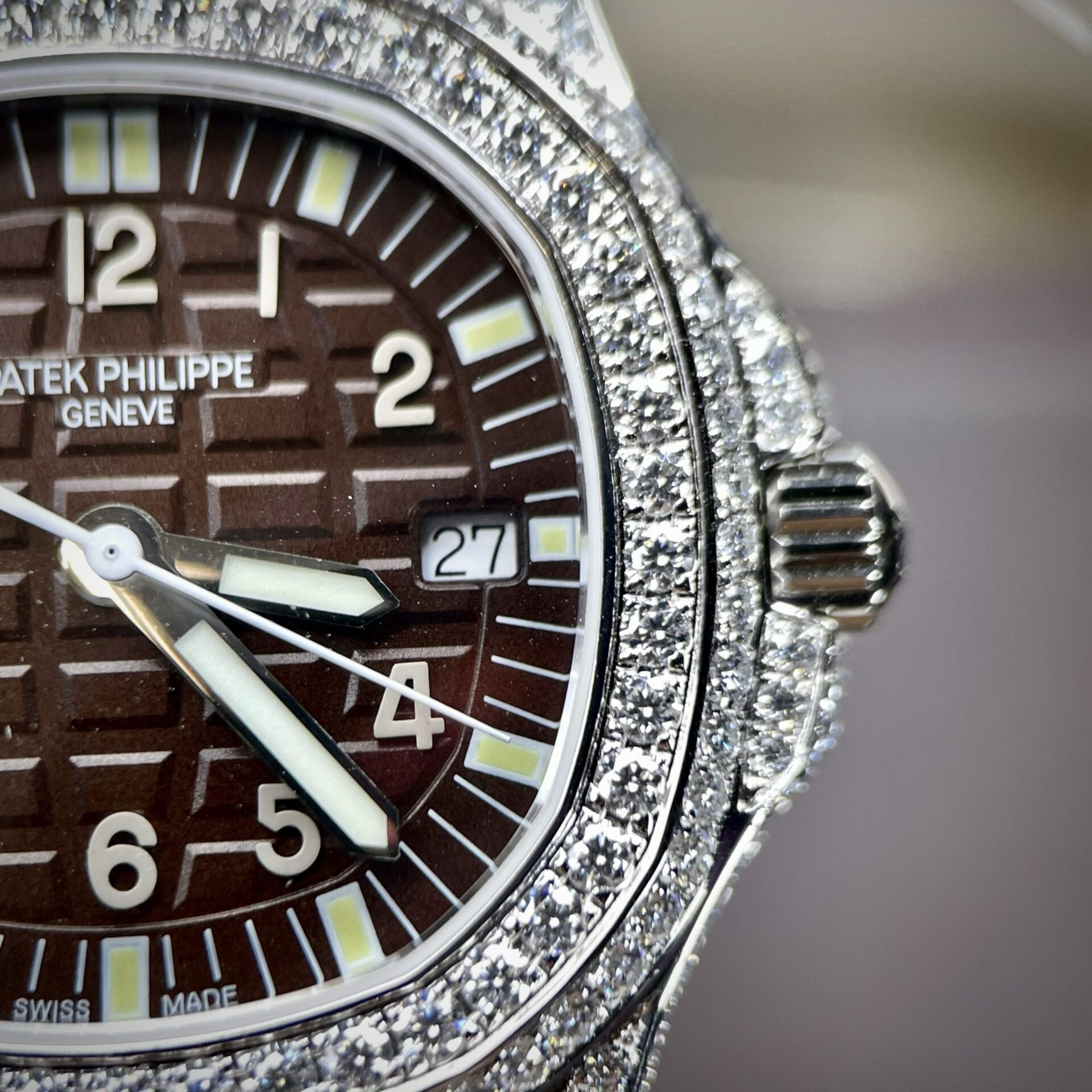 Patek Philippe Replica Watch Aquanaut 5067 Dial Brown Custom Diamonds Moissanite 35.6mm