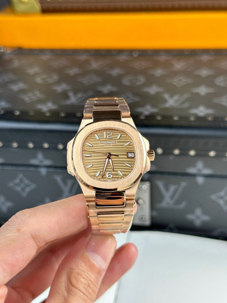 Patek Philippe Replica Watch Nautilus 7010 Rose Gold Womens 32mm