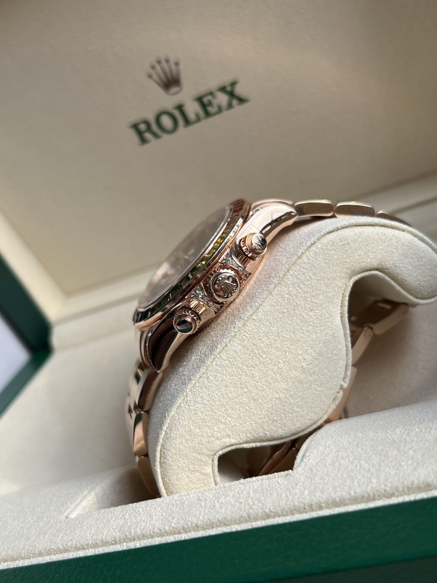 Rolex Daytona Rainbow Replica Watch Gold Wrapped Moissanite TW 40mm