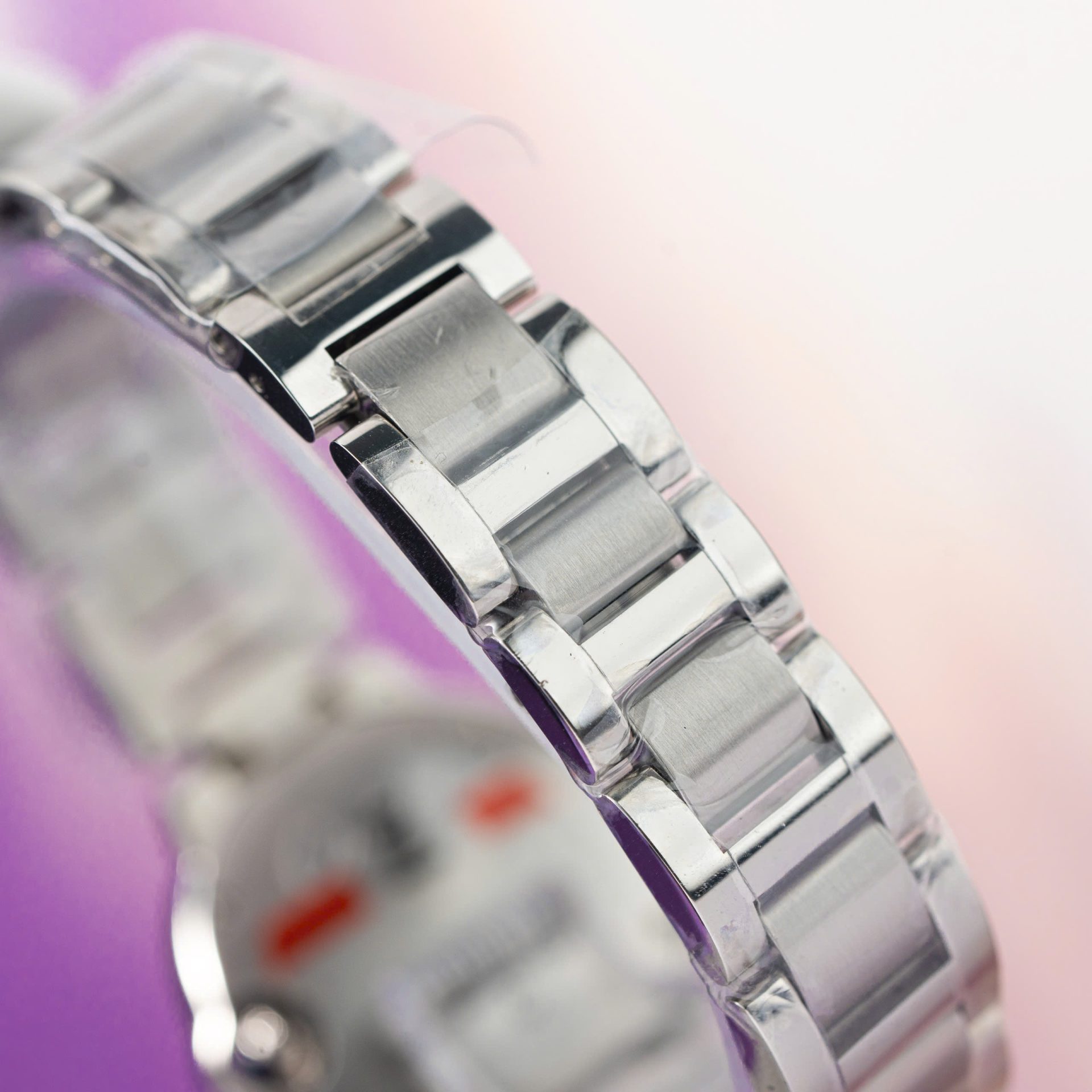 Cartier Ballon Bleu Women s Replica Watch Swiss Quartz Movement Metal Strap 28mm