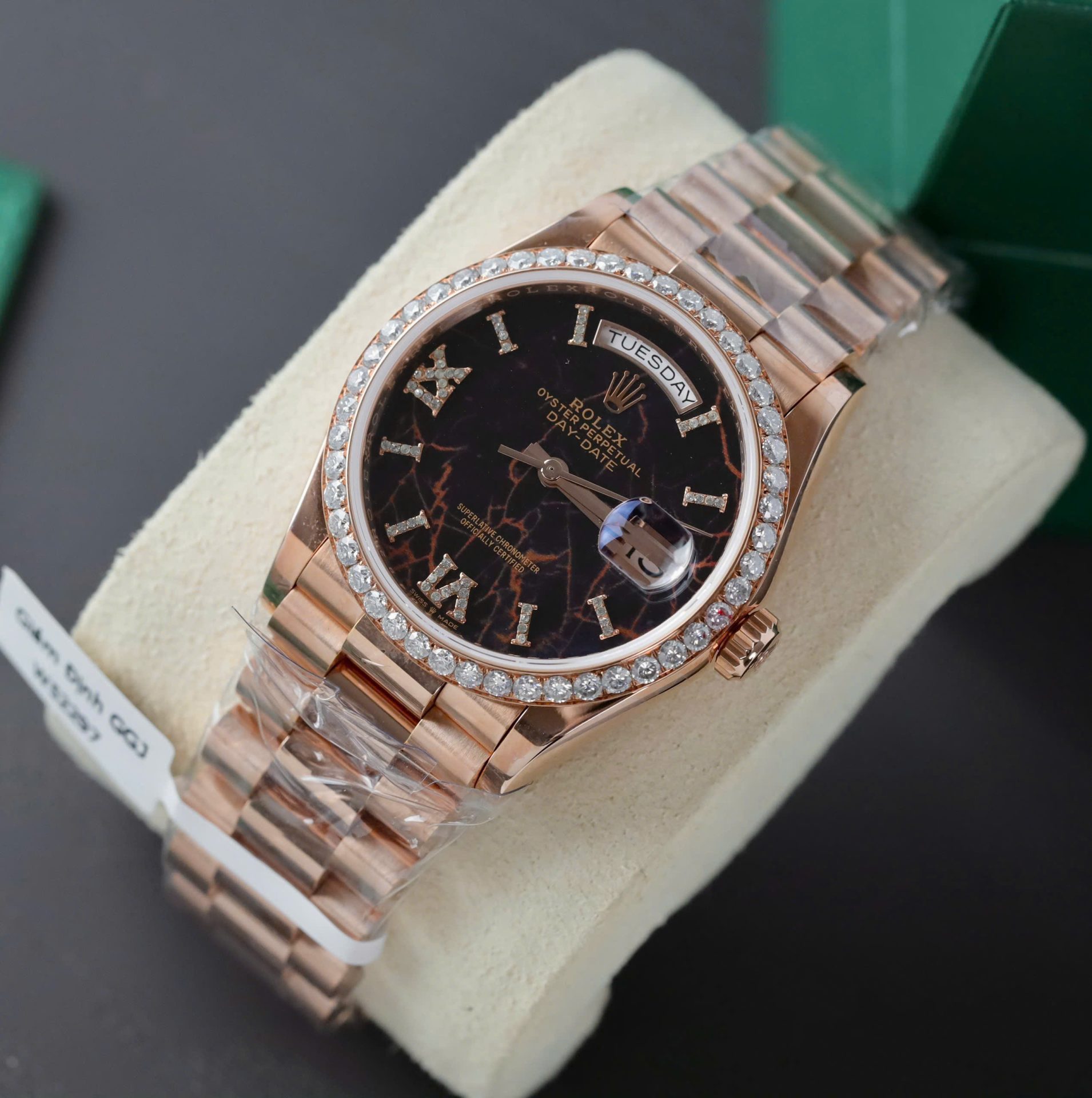 Rolex Day-Date Eisenkiesel Dial Copies Watch Gold Wrapped + Diamonds Moissanite GM Factory 36mm
