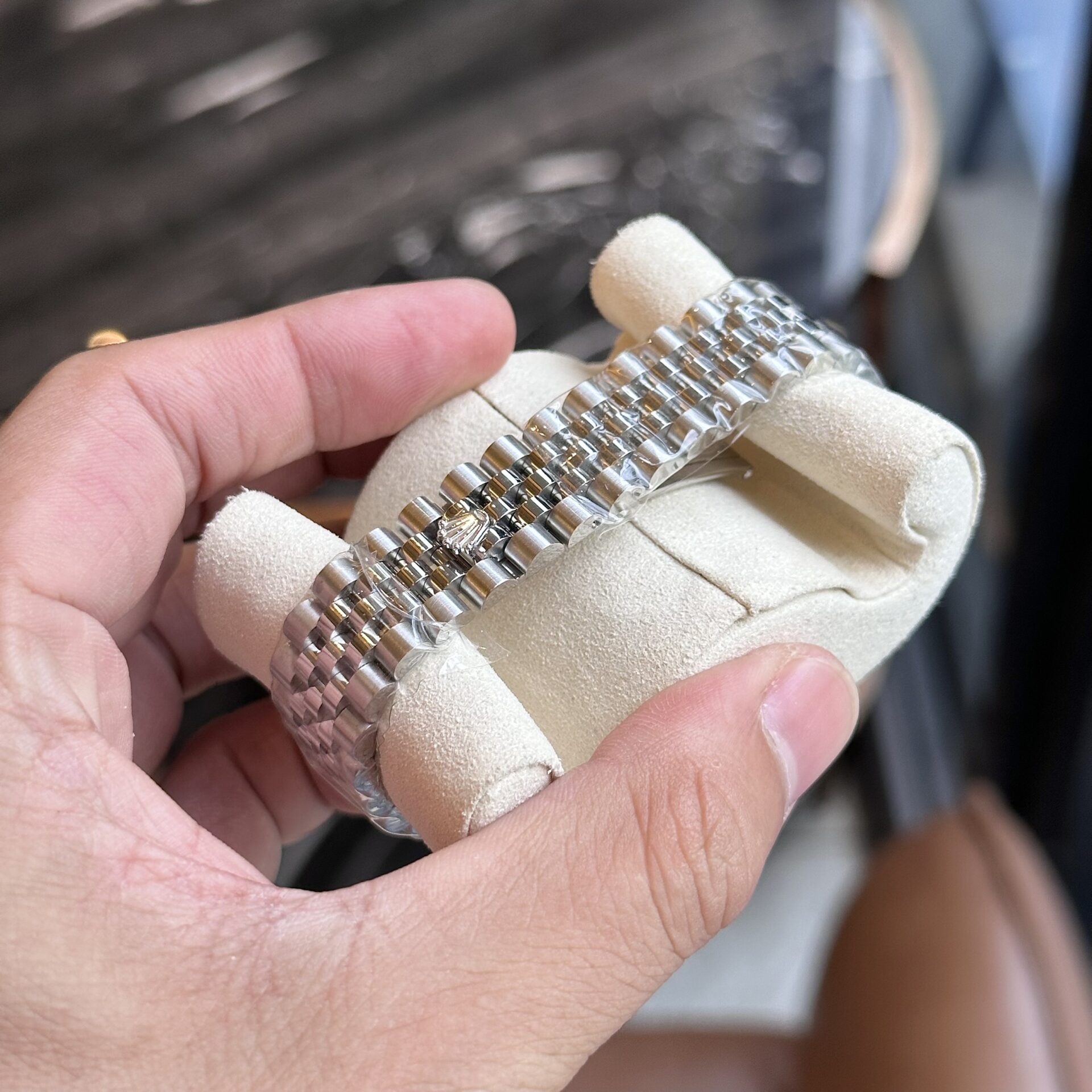 Rolex DateJust With Diamonds Pink Dial Replica Women s Watch EW 31mm