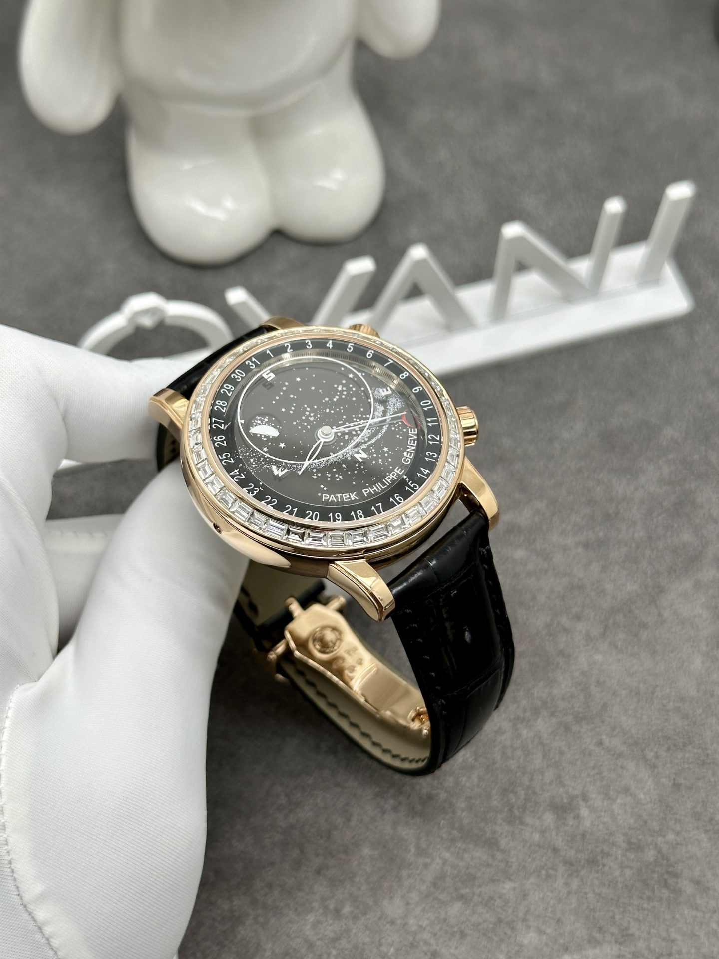 Patek Philippe Best Replica Watch Grand Complications 6104R Custom Solid Gold Watch and Diamonds 44mm