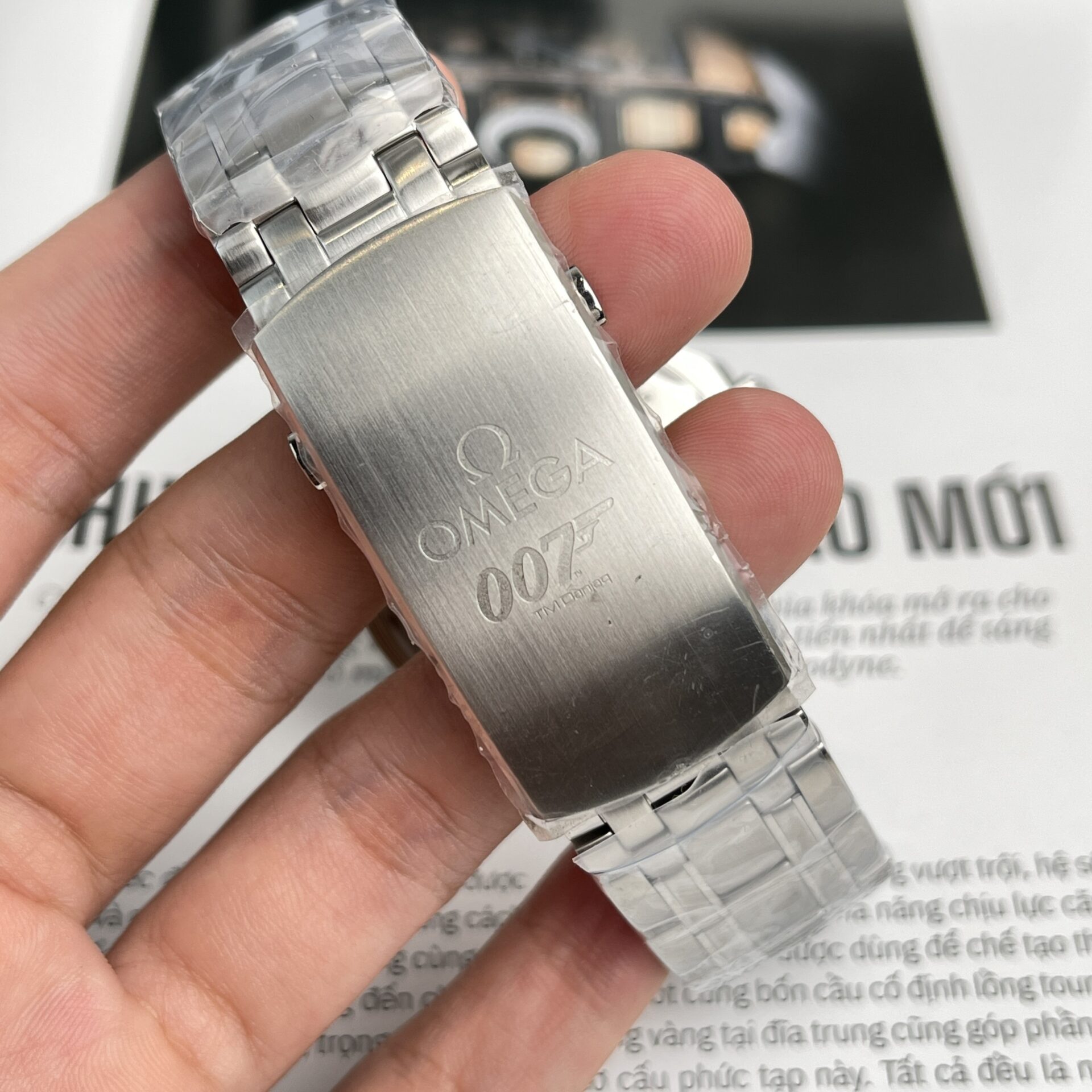 Omega Replica Watch Seamaster James Bond 007 Black Dial VS Factory 42mm