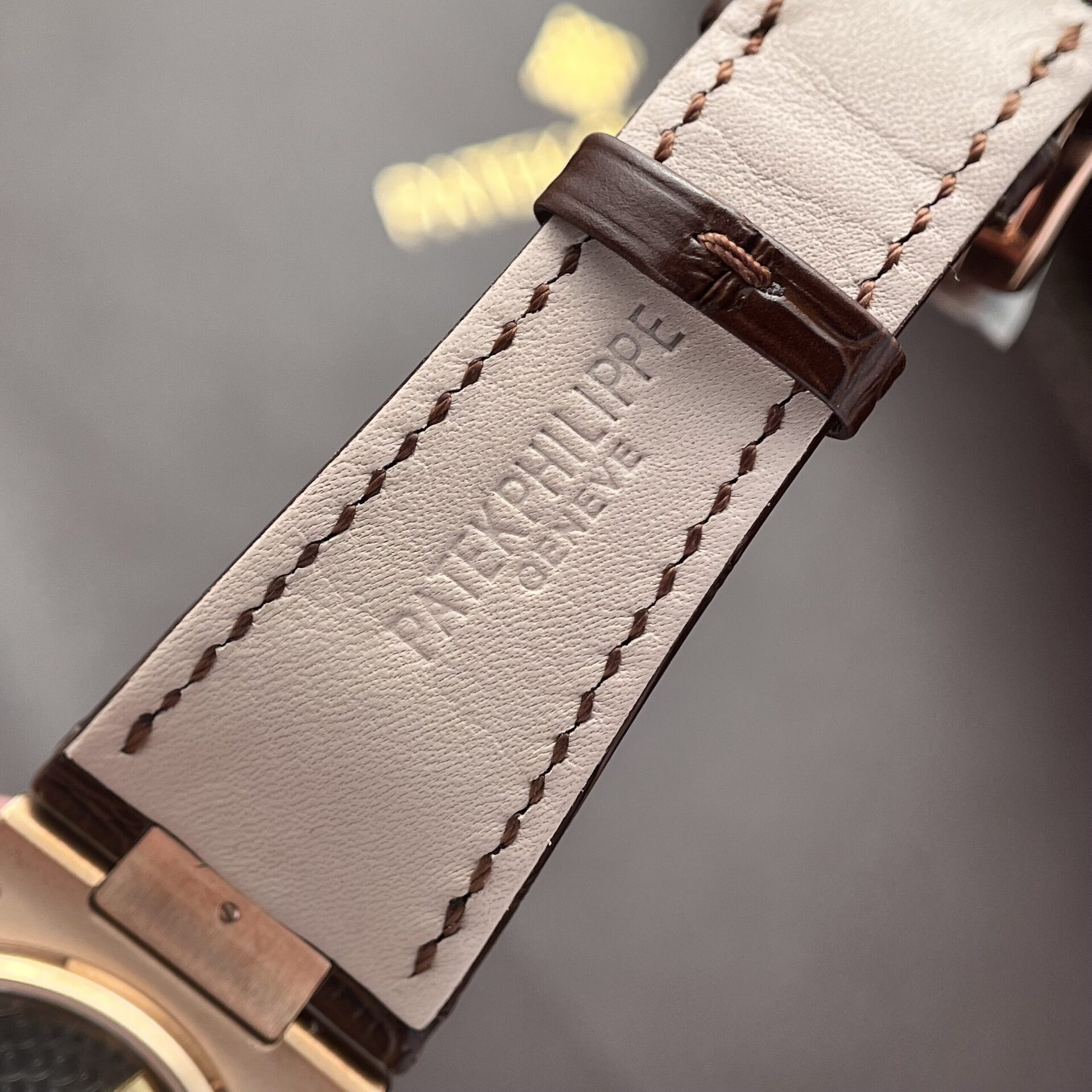 Patek Philippe Nautilus 5712 Replica 11 Watch Chocolate Dial GR Factory 40mm
