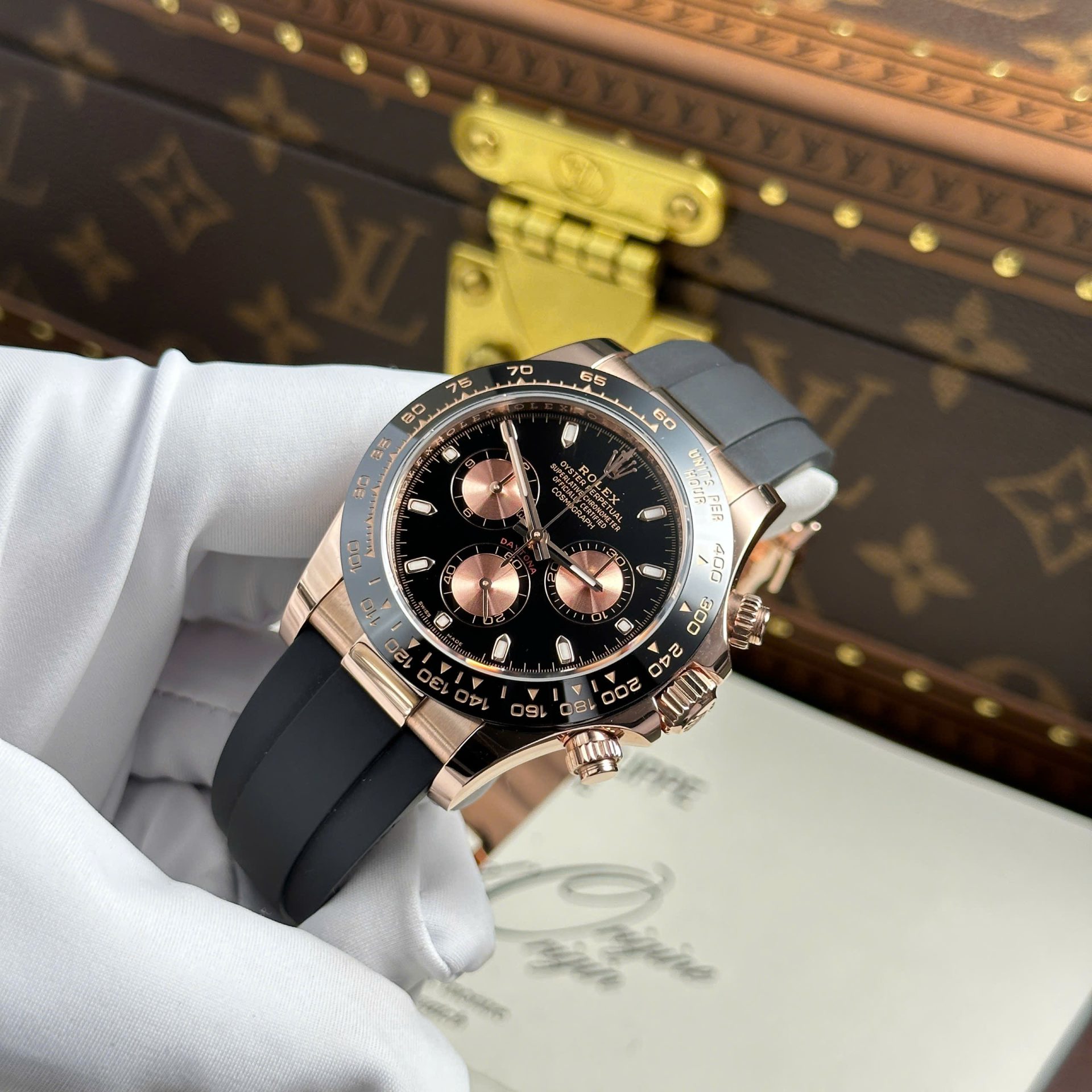 Rolex Cosmograph Daytona 116515LN Black Dial Replica 11 Watch Gold Wrapped 40mm