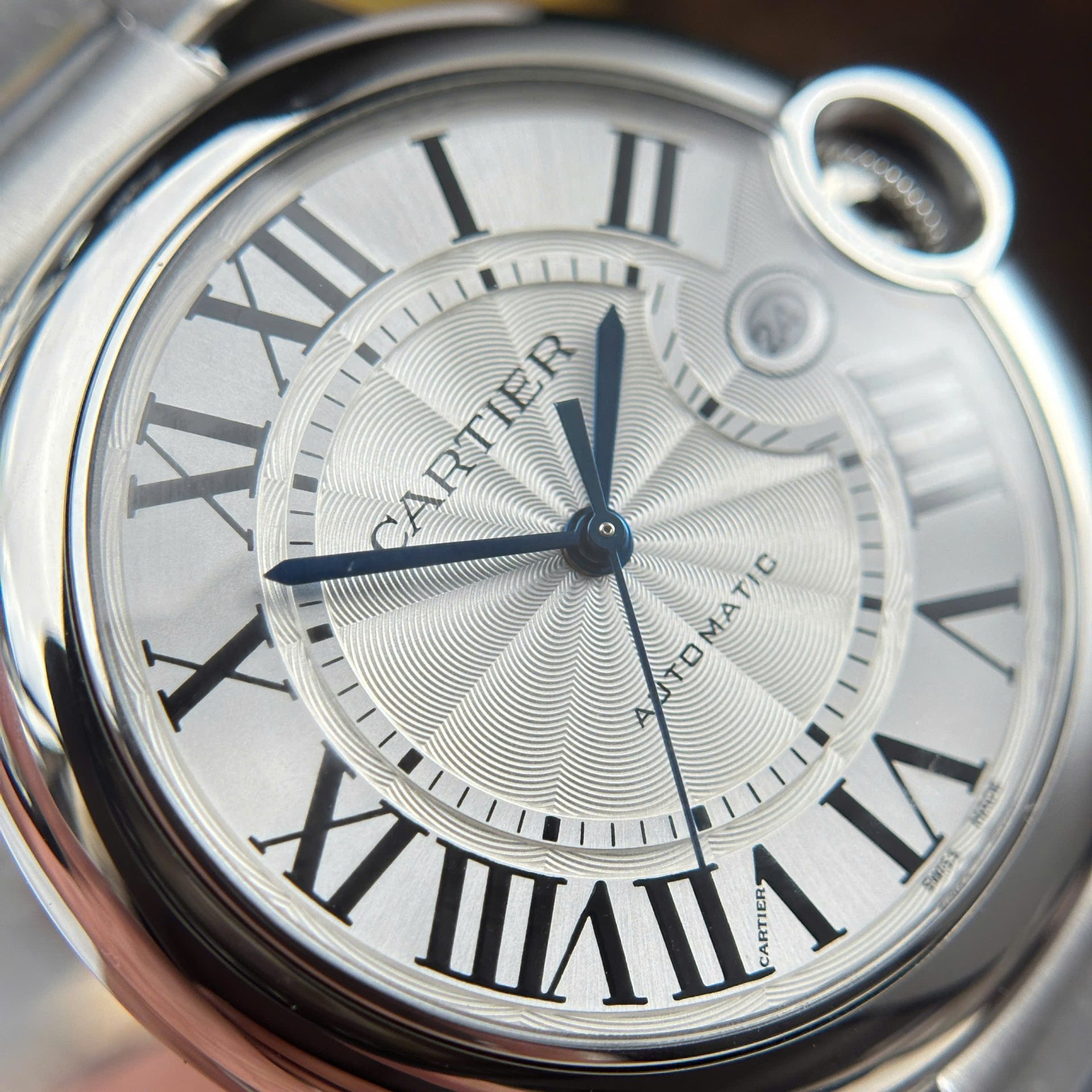 Cartier Ballon Bleu Replica Watch White Dial Metal Wire AF Factory 40mm