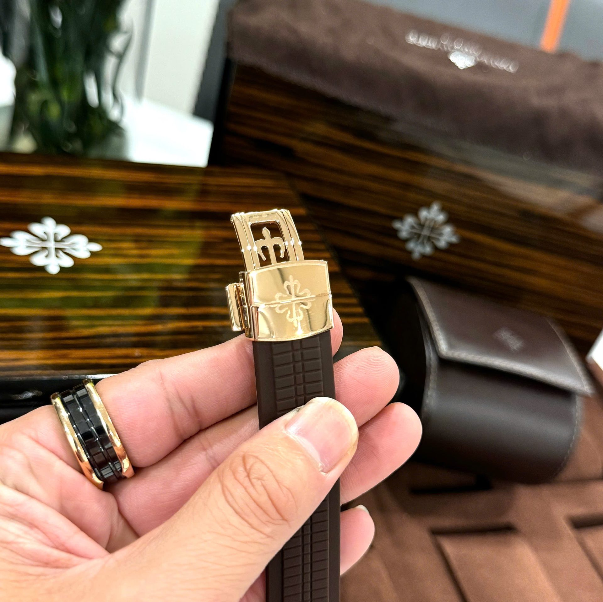 Patek Philippe Aquanaut 5261R Best Replicas Chocolate Dial Automatic Swiss Movement 40mm