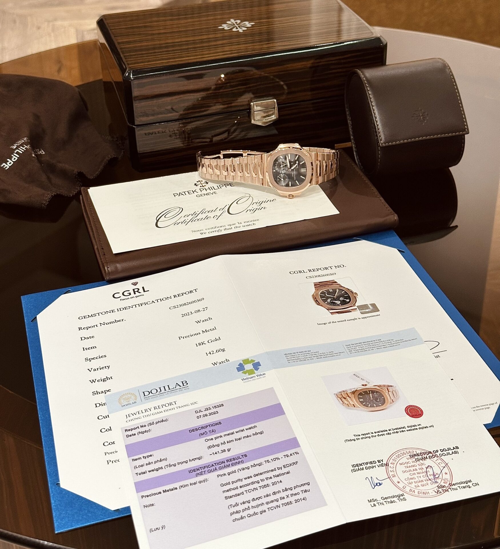 Patek Philippe Best Replica Watch Nautilus 5712R Gold Wrapped GR Factory 40mm