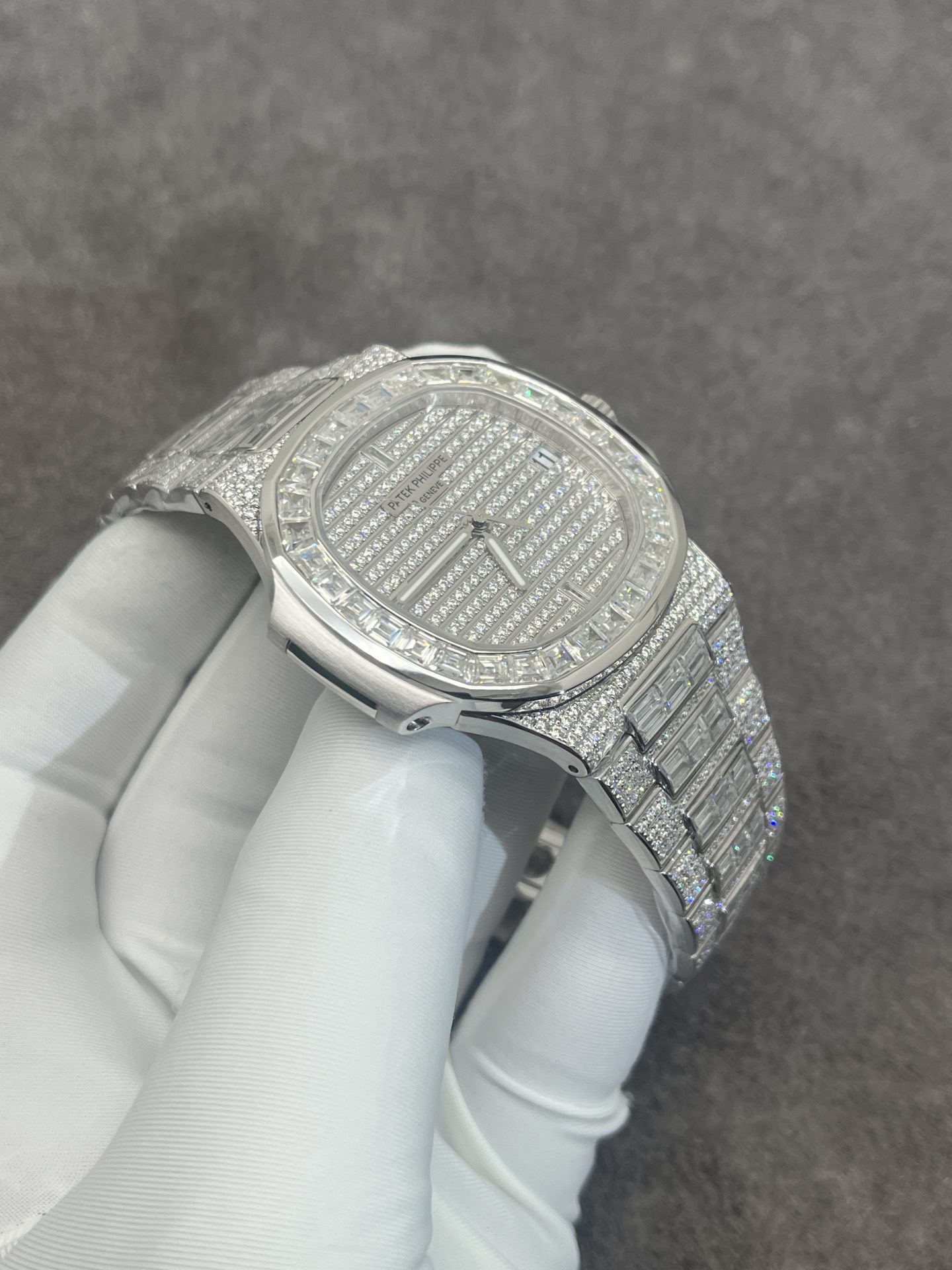 Patek Philippe Best Replica Watch Nautilus 5719 Custom CVD Diamond And White Gold 40mm
