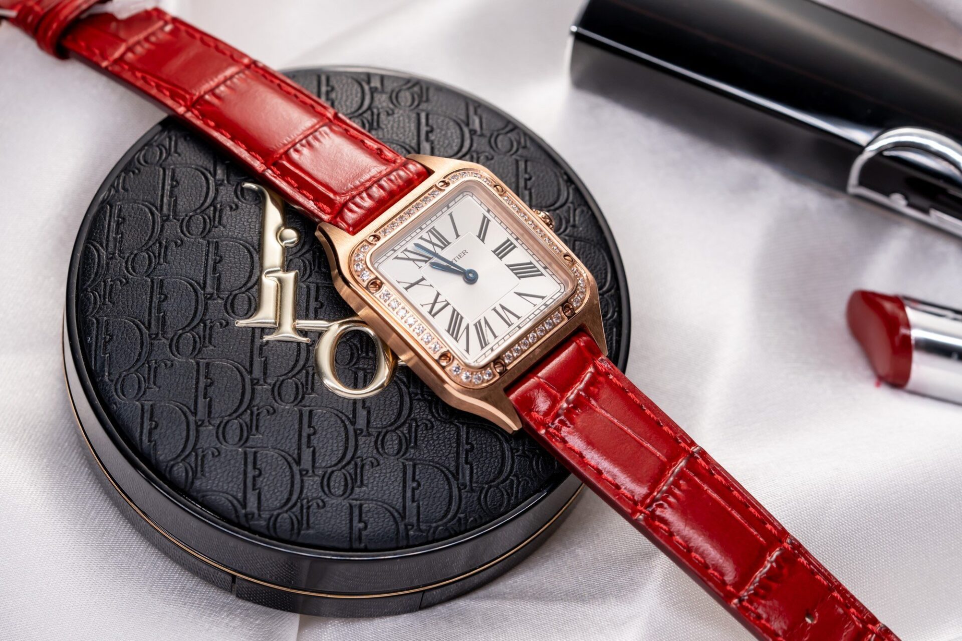 Cartier Replica Watch Santos Dumont WJSA0017 Red Leather Strap 38 27.5mm