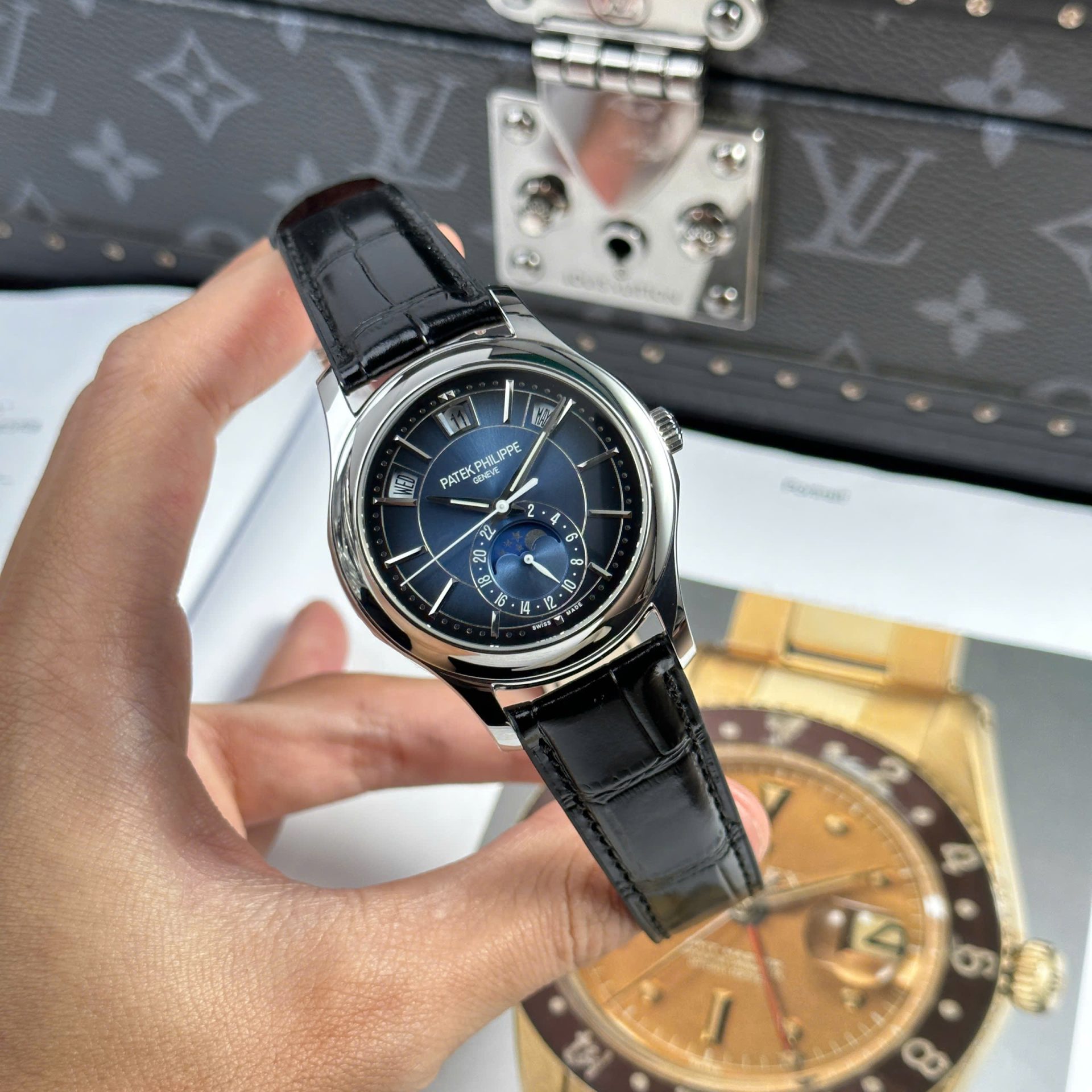 Patek Philippe Replica Watch Complications 5205G Blue Dial 40mm