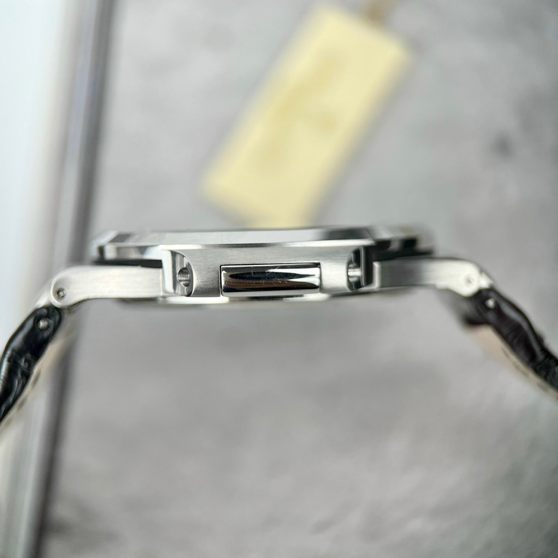 Patek Philippe Nautilus 5711 Replica Watch Leather Strap Green Dial 40mm