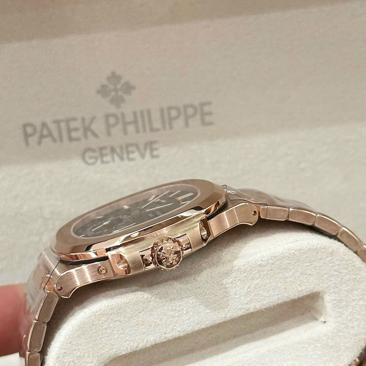 Patek Philippe Nautilus 5712 Gold Wrapped Chocolate Dial GRF 40mm