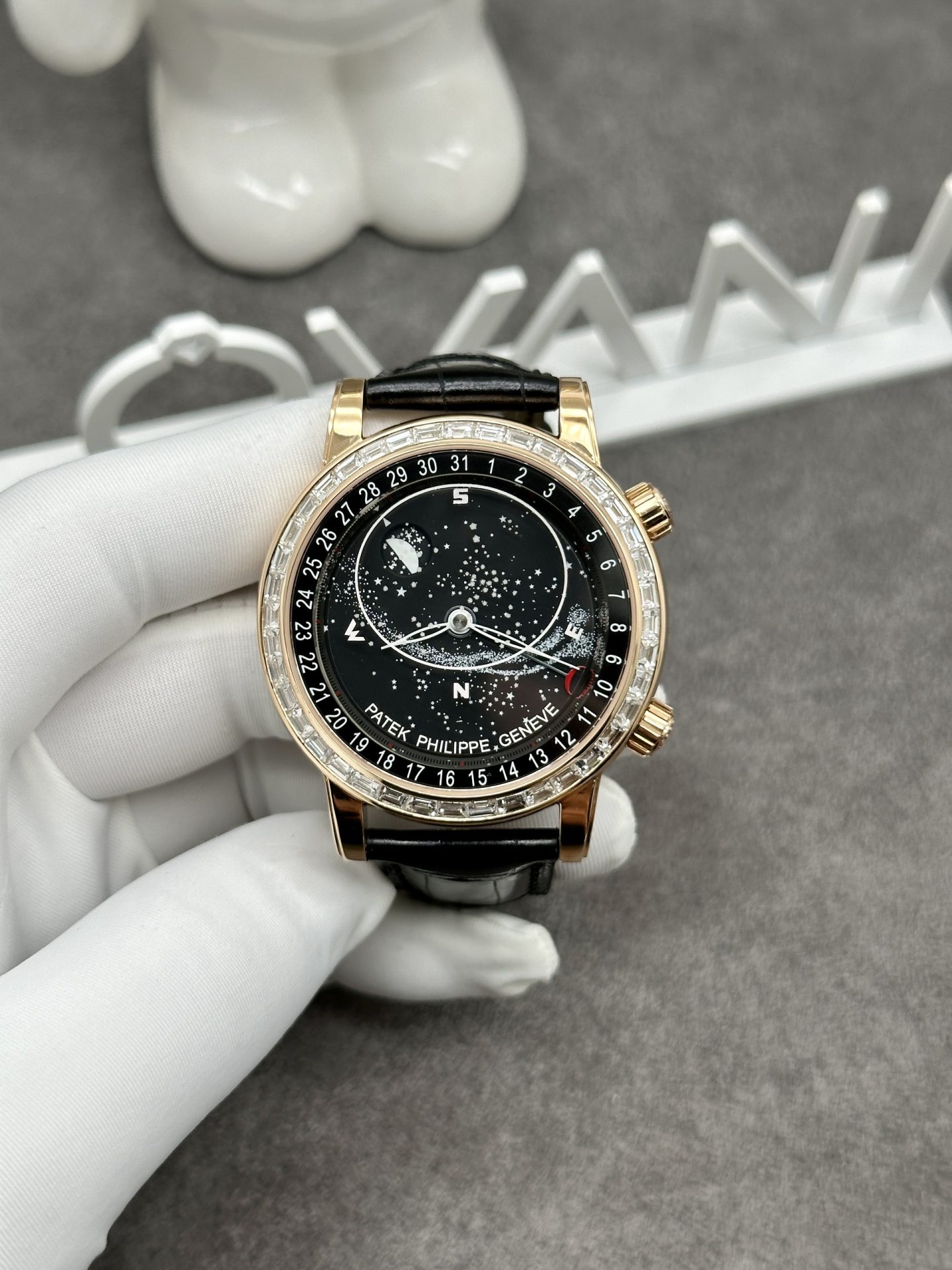 Patek Philippe Best Replica Watch Grand Complications 6104R Custom Solid Gold Watch and Diamonds 44mm
