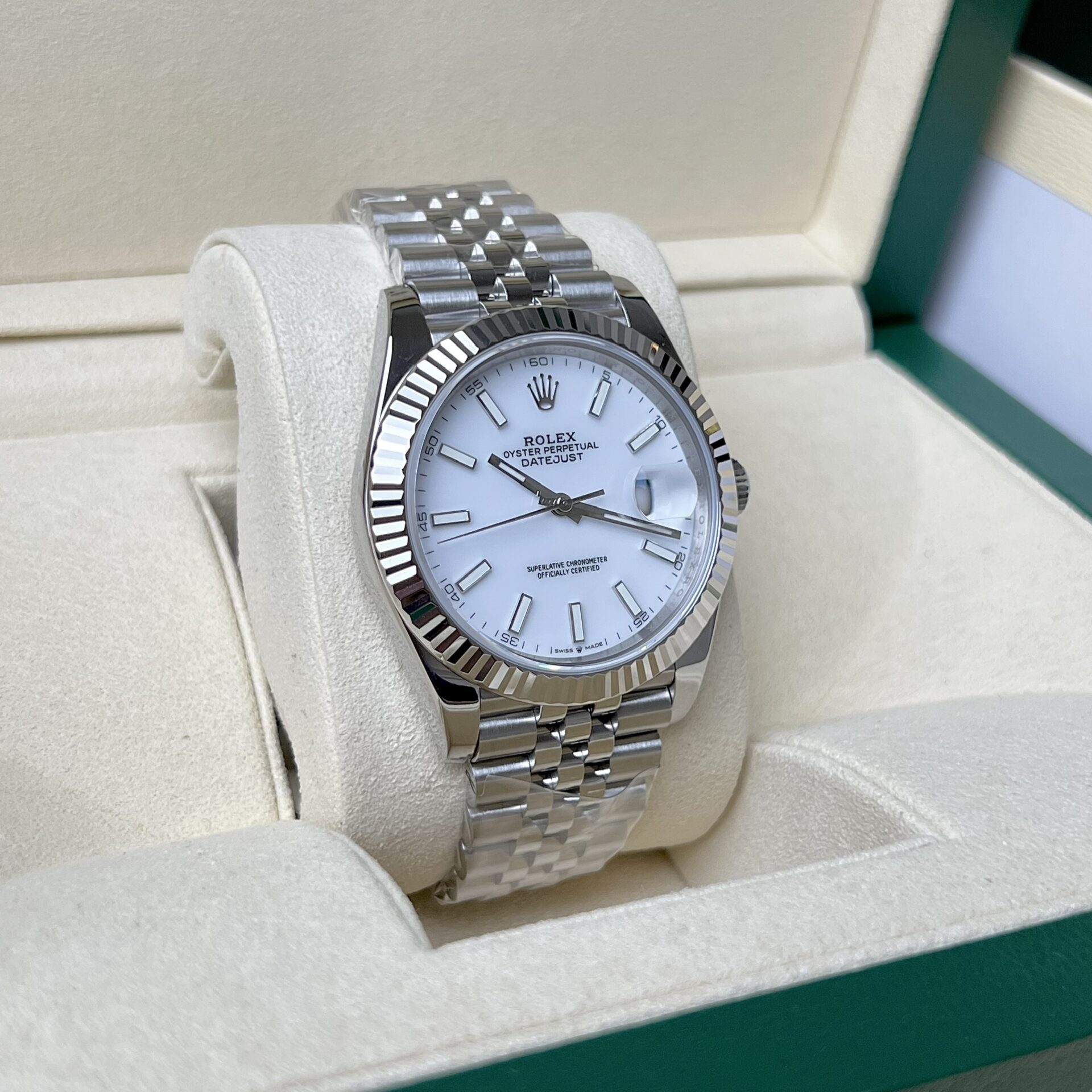 Rolex DateJust 126334 Replica Watch White Enamel Clean Factory 41mm