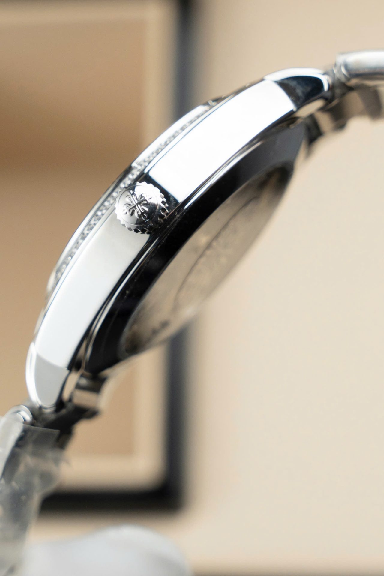 Patek Philippe Copies Watches Twenty 4 7300 Green Dial Metal Wire 36mm