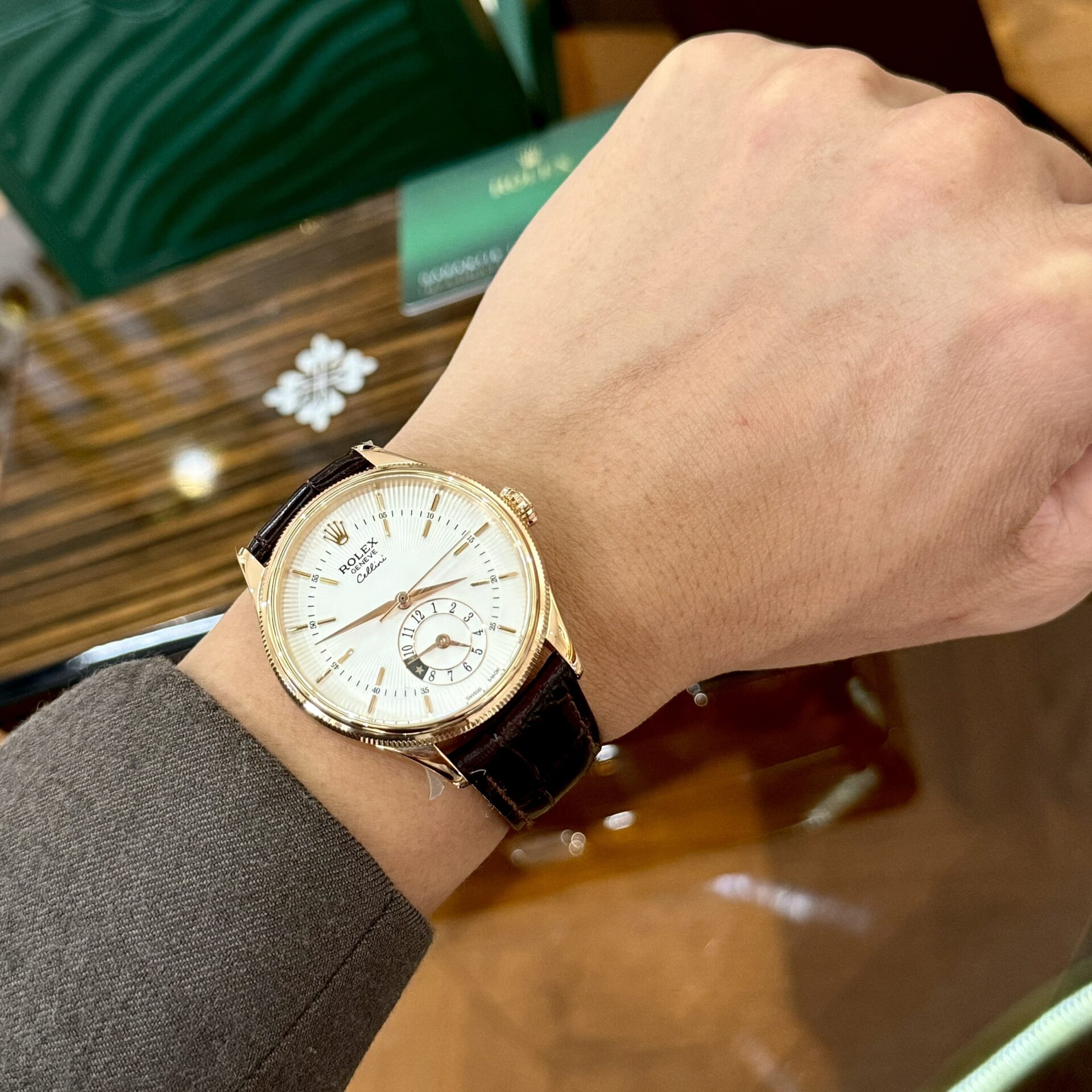 Rolex Cellini 50525 Replica Watch Rose Gold Brown Strap 39mm