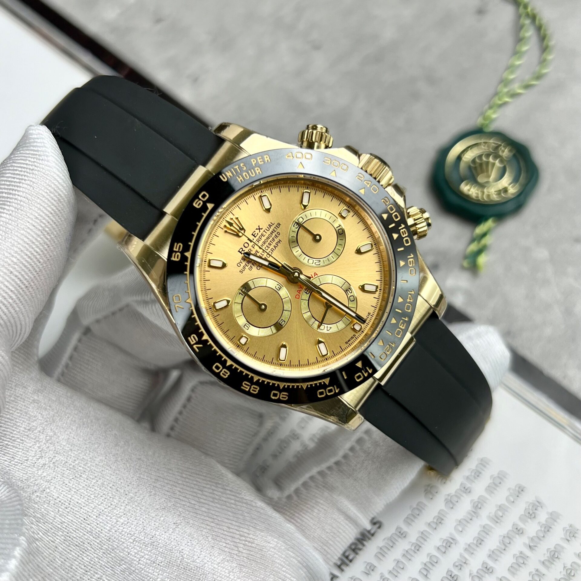 Rolex Daytona 116518LN Replica 1:1 Watch Yellow Gold Dial BT Factory 40mm