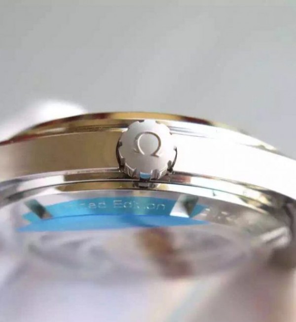 Replica Omega XF Seamaster CO-AXIAL Master James Bond White Textured Dial SS Bracelet A8507