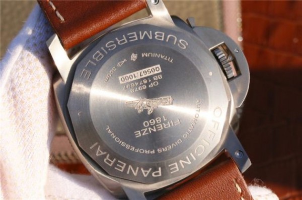Replica Panerai PAM569 Titanium XF Brown Thick Leather Strap P9000