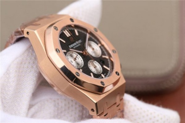 Replica Audemars Piguet Royal Oak Chronograph RG JHF Black/White Dial RG Bracelet A7750