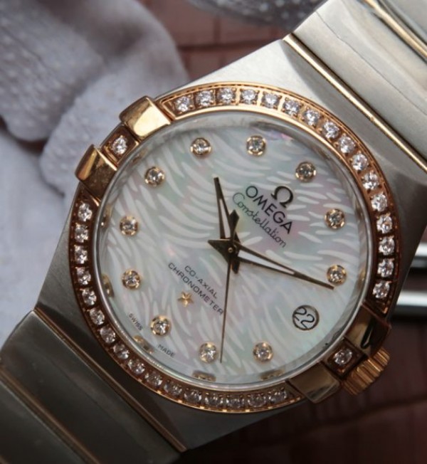 Replica Omega V6 Constellation 35mm SS White Dial Diamonds   Bezel Markers RG Bezel A2500