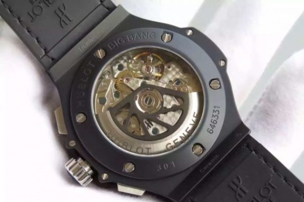 Replica Hublot Big Bang 44mm Carbon Fiber Black Gummy Strap A7750