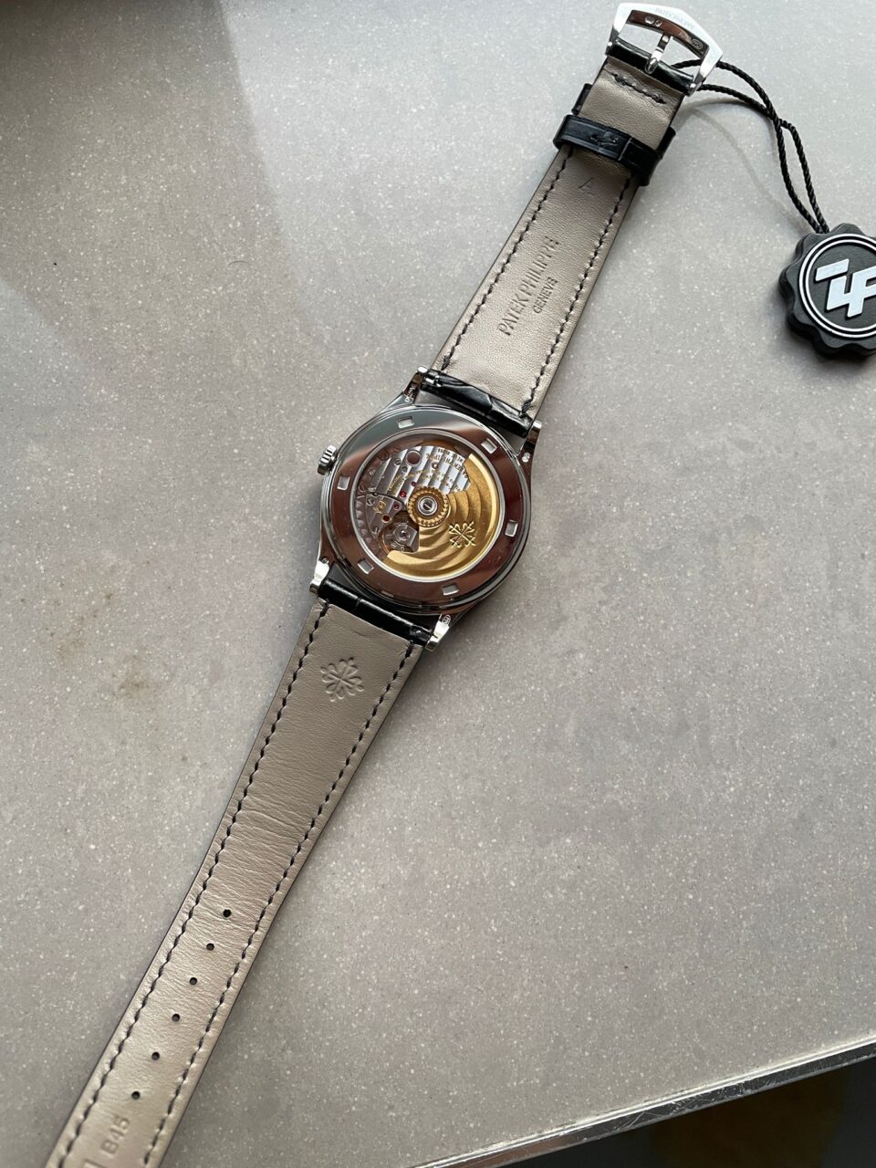 Replica PATEK PHILIPPE Calatrava ZF 5298p Date Sweep Seconds in Diamond Bezel Black Dial ZF factory