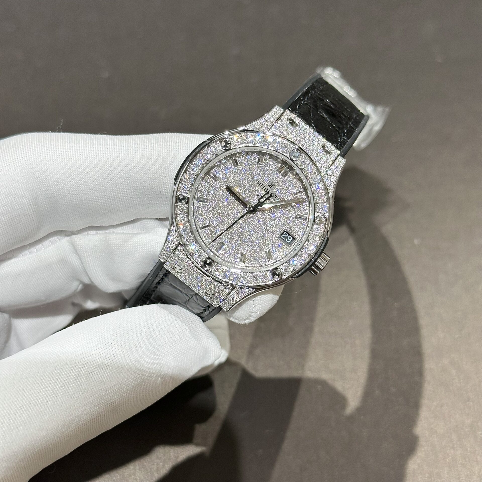 Hublot Classic Fusion Replica Watch With Full Moissanite Diamonds 33mm