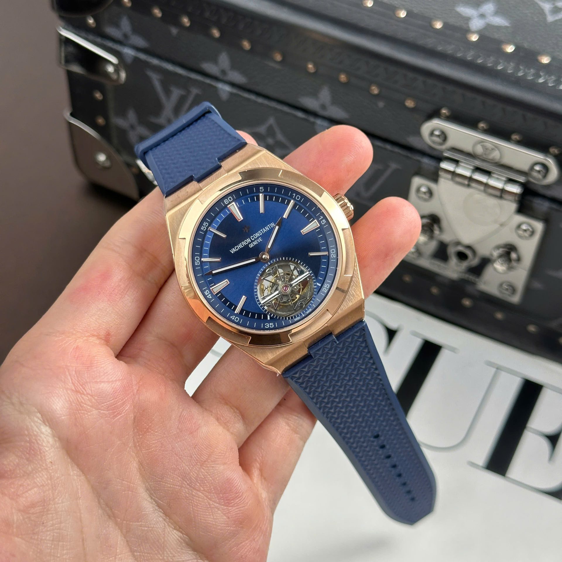 Vacheron Constantin Overseas 6000V Tourbillon Replica Watch 42.5mm