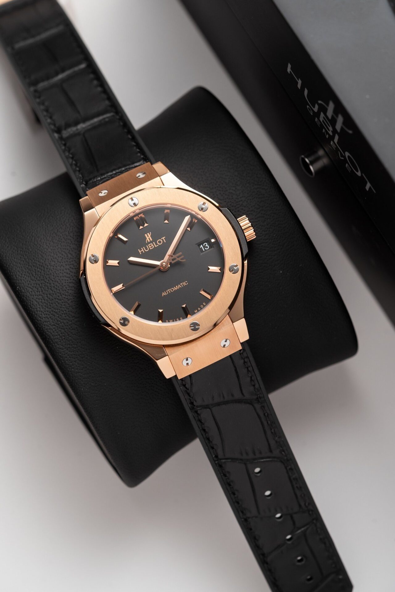 Hublot Classic Fusion King Gold Black Replica Watch JJF Factory 38mm
