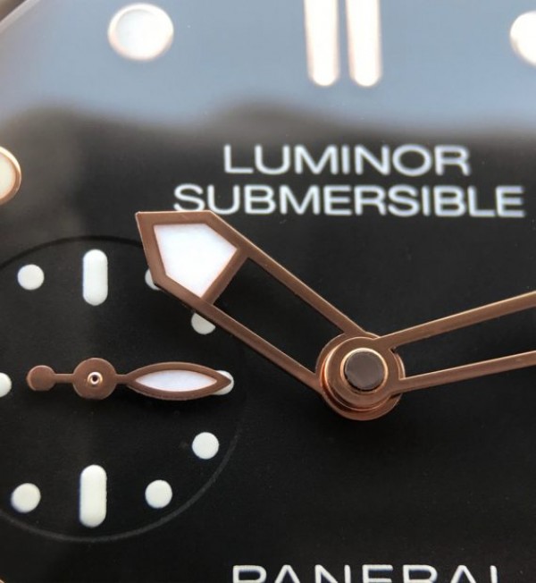Replica Panerai ZF Luminor Submersible PAM684 RG Rubber Strap P.9010