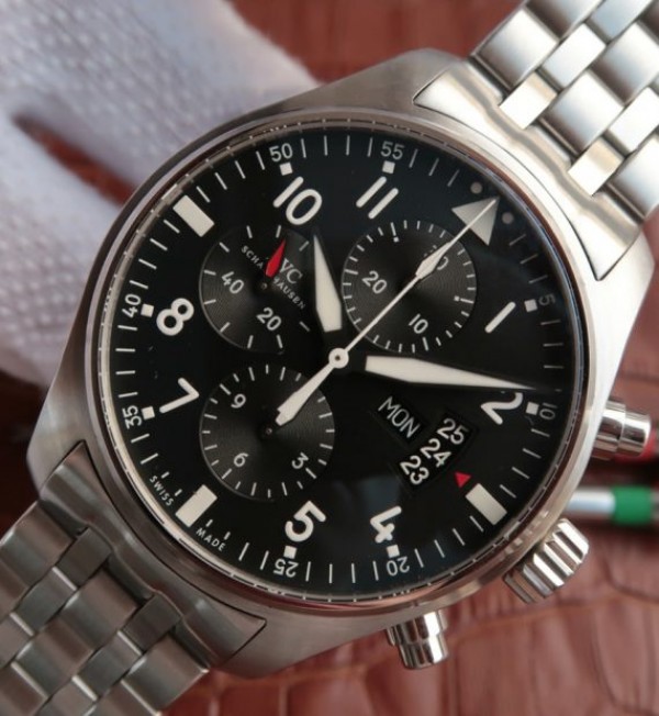 Replica IWC V6 Pilot Chrono IW377704 Black Dial SS Bracelet A7750