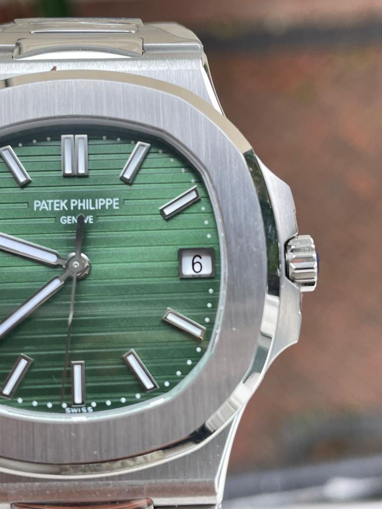 Replica PATEK PHILIPPE Nautilus 5711/1A PPF VF 1:1 Best Edition Green Textured Dial on SS Bracelet 324CS