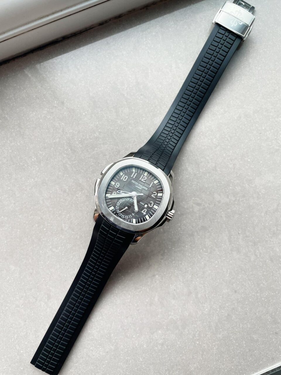 Replica PATEK PHILIPPE Aquanaut 5164A SS GRF BEST EDITION BLACK DIAL ON BLACK RUBBER STRAP A324 V2