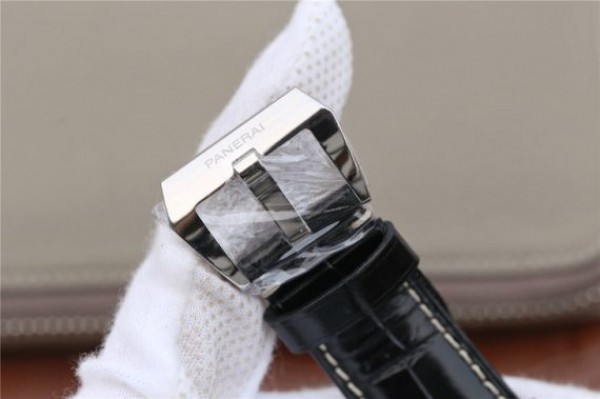 Replica Panerai PAM388 Black Dial Leather Strap P.9000 Super Clone