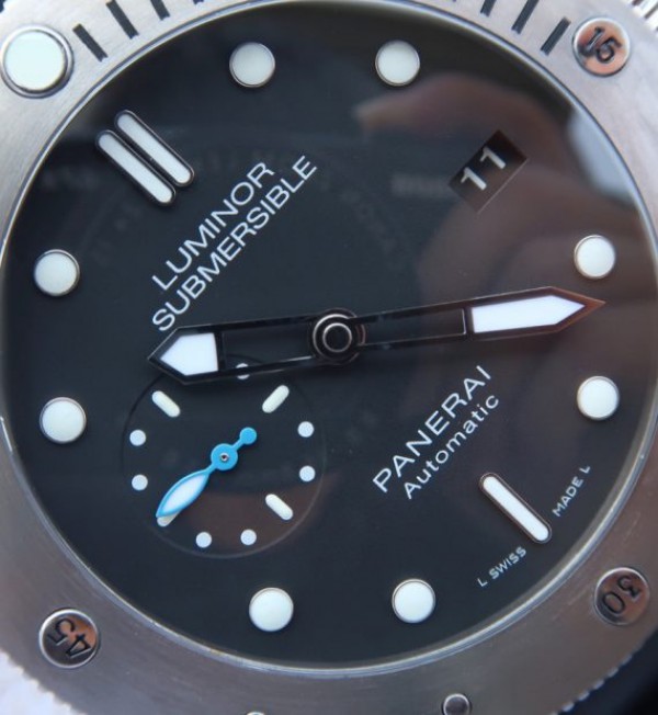 Replica Panerai ZF PAM1305 Titanium Black Dial Rubber Strap P.9010