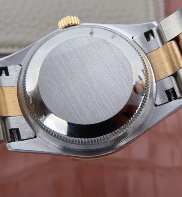 Replica Rolex DateJust 31mm Diamonds Bezel Roman Markers White Dial Bracelet A2235